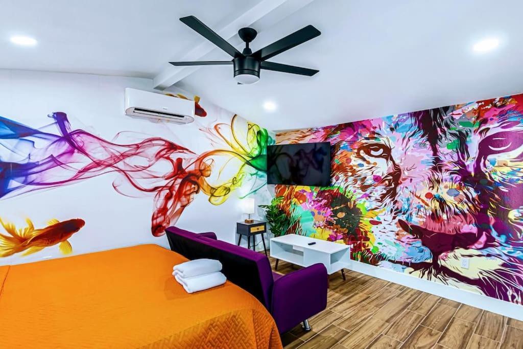 Phoenix Retreat - Studio With King Bed - 10 Min From Airp - Unit C Экстерьер фото
